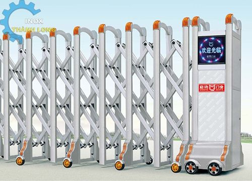 thi công cổng xếp điện inox