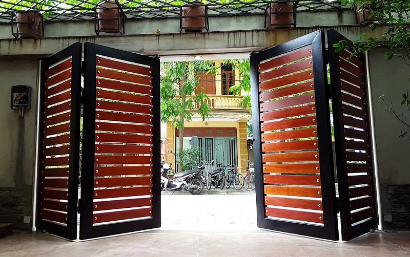 Cửa cổng 4 cánh gấp