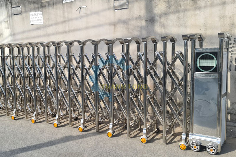 CỔNG XẾP INOX MS10